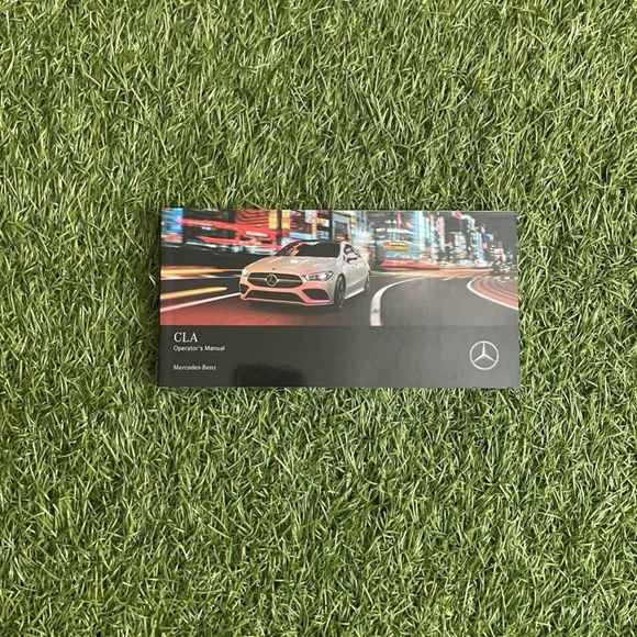 2021 Mercedes-Benz CLA 250 Owners Manual (CLA250 4MATIC, CLA250 Base 2.0L) - Picture 2 of 13